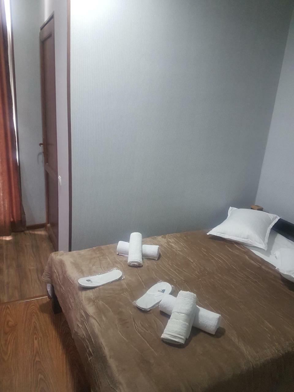Hotel Leader Tbilisi Ngoại thất bức ảnh