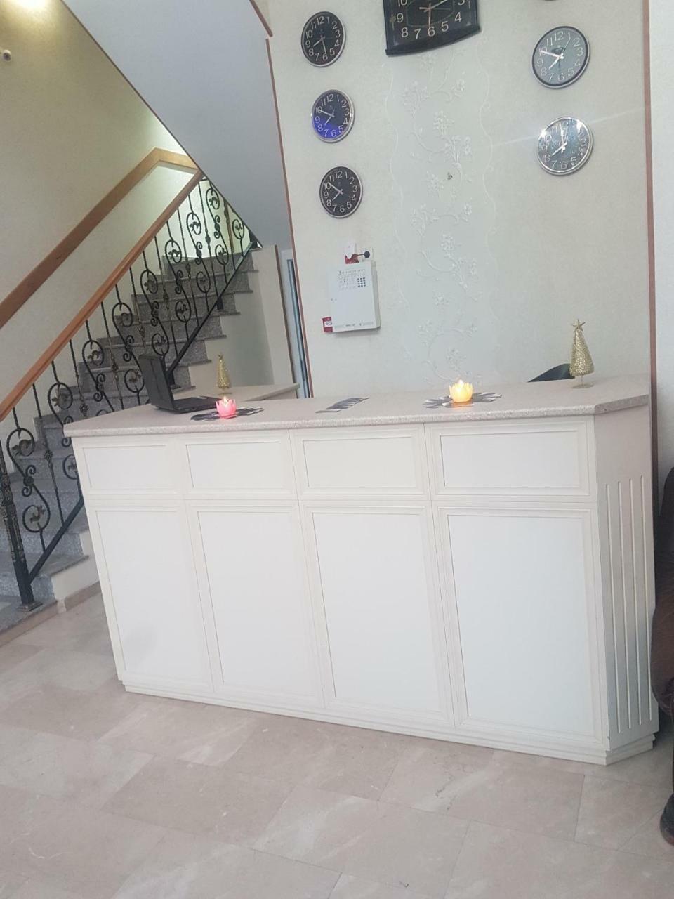 Hotel Leader Tbilisi Ngoại thất bức ảnh